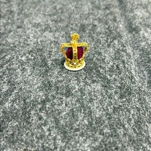 Elegant Gold and Red Crown Art Piece